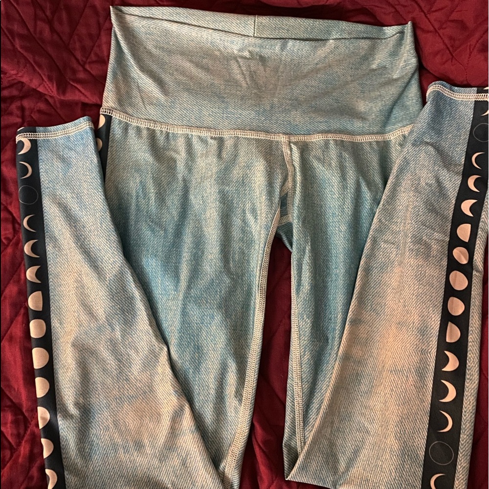 Teeki leggings small
